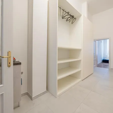 Palazzo Ducale - Romantico In Centro Apartment